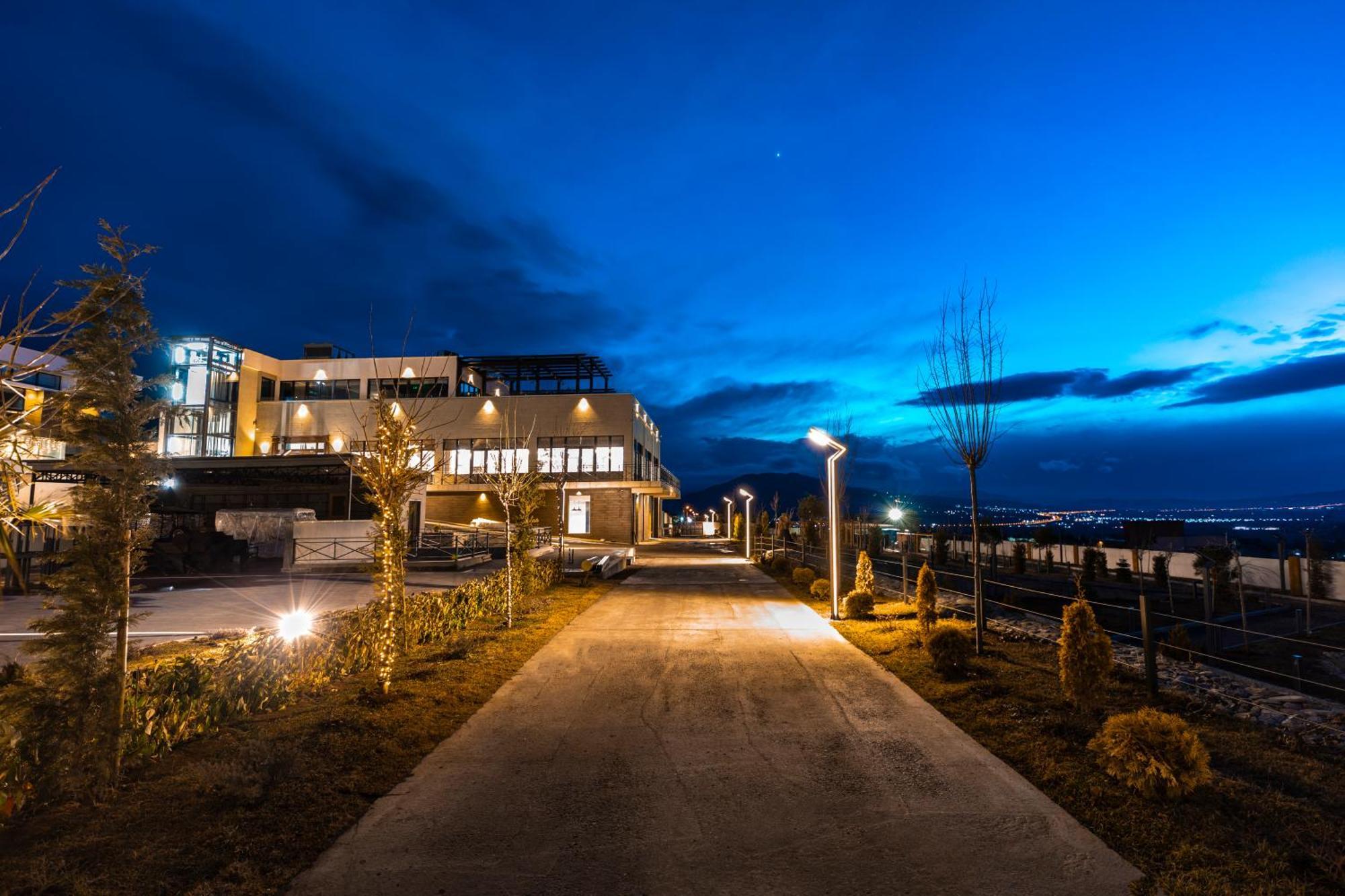 Sevsamora Resort & Spa Saguramo Exteriör bild